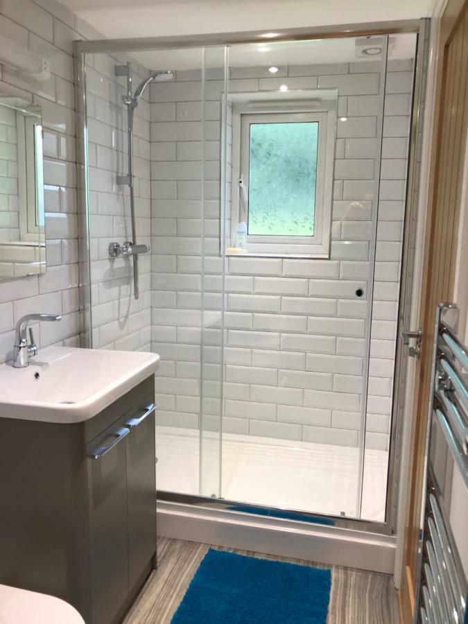 Flat 7, Tremorvah Court Apartment ฟาลมัธ ภายนอก รูปภาพ