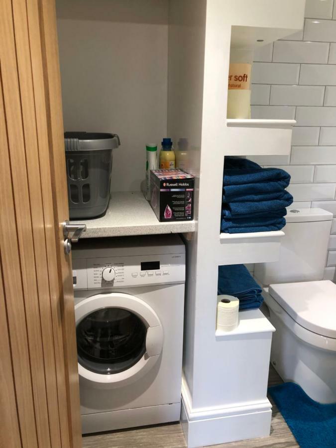 Flat 7, Tremorvah Court Apartment ฟาลมัธ ภายนอก รูปภาพ